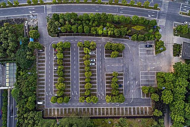 無(wú)人值守落地嘉興智慧產(chǎn)業(yè)創(chuàng)新園 LoRa地磁C位出道